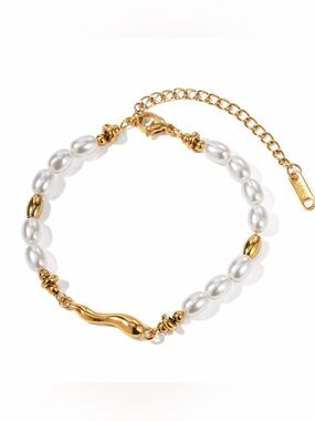 18K Gold Plated Faux Pearl Sculptural Bracelet
